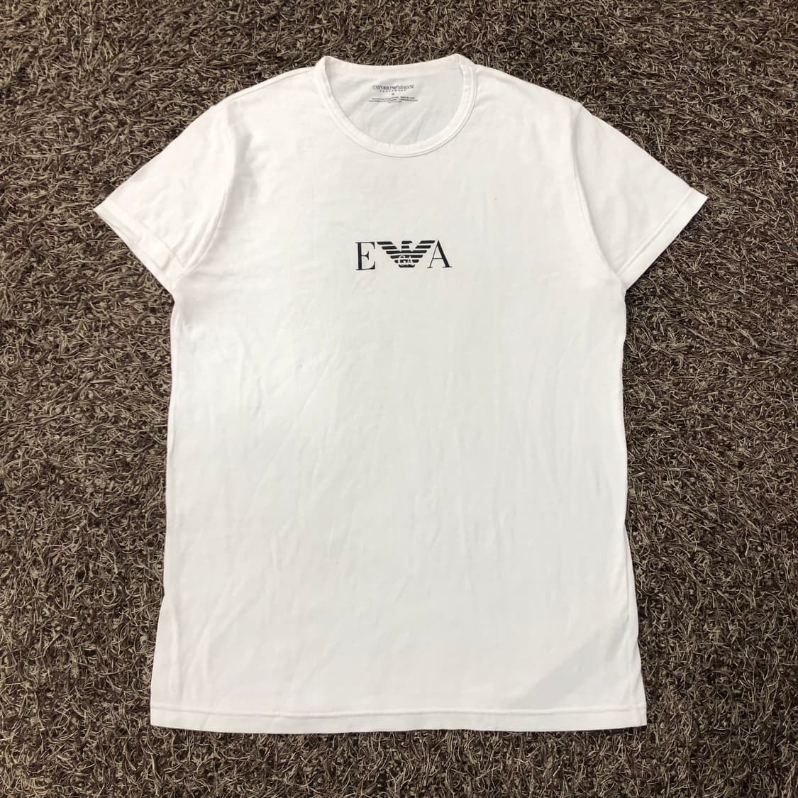 엠포리오 아르마니 로고 화이트 반팔 티셔츠 상품이미지1