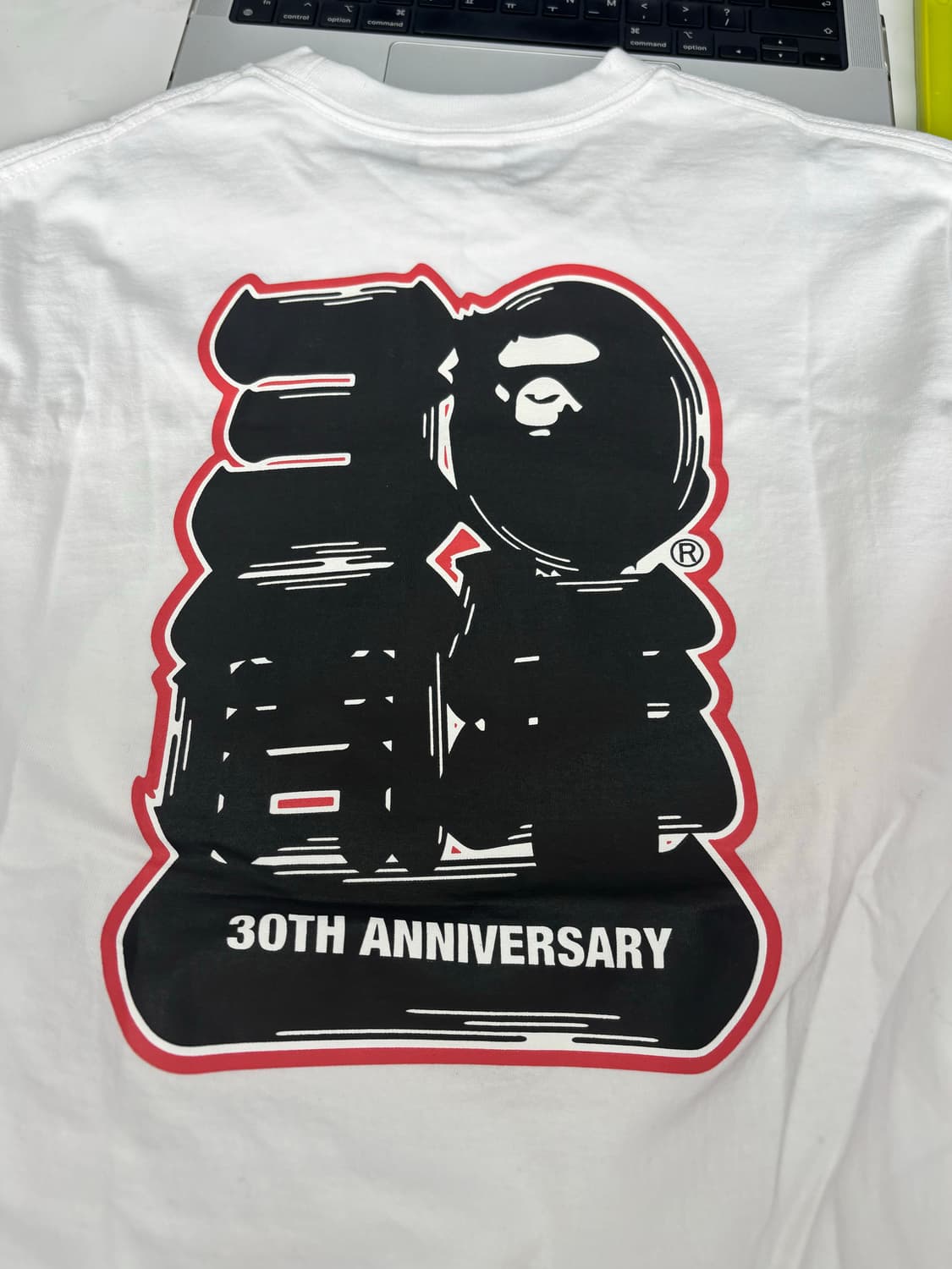 베이프 30주년 반팔 s사이즈 화이트 상품이미지6