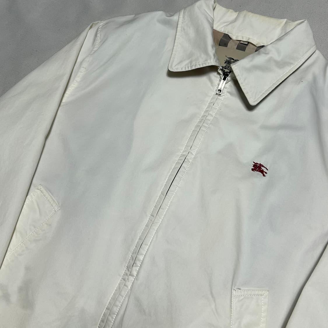 🫶🏻 버버리 화이트 블루종 🫶🏻 상품이미지2