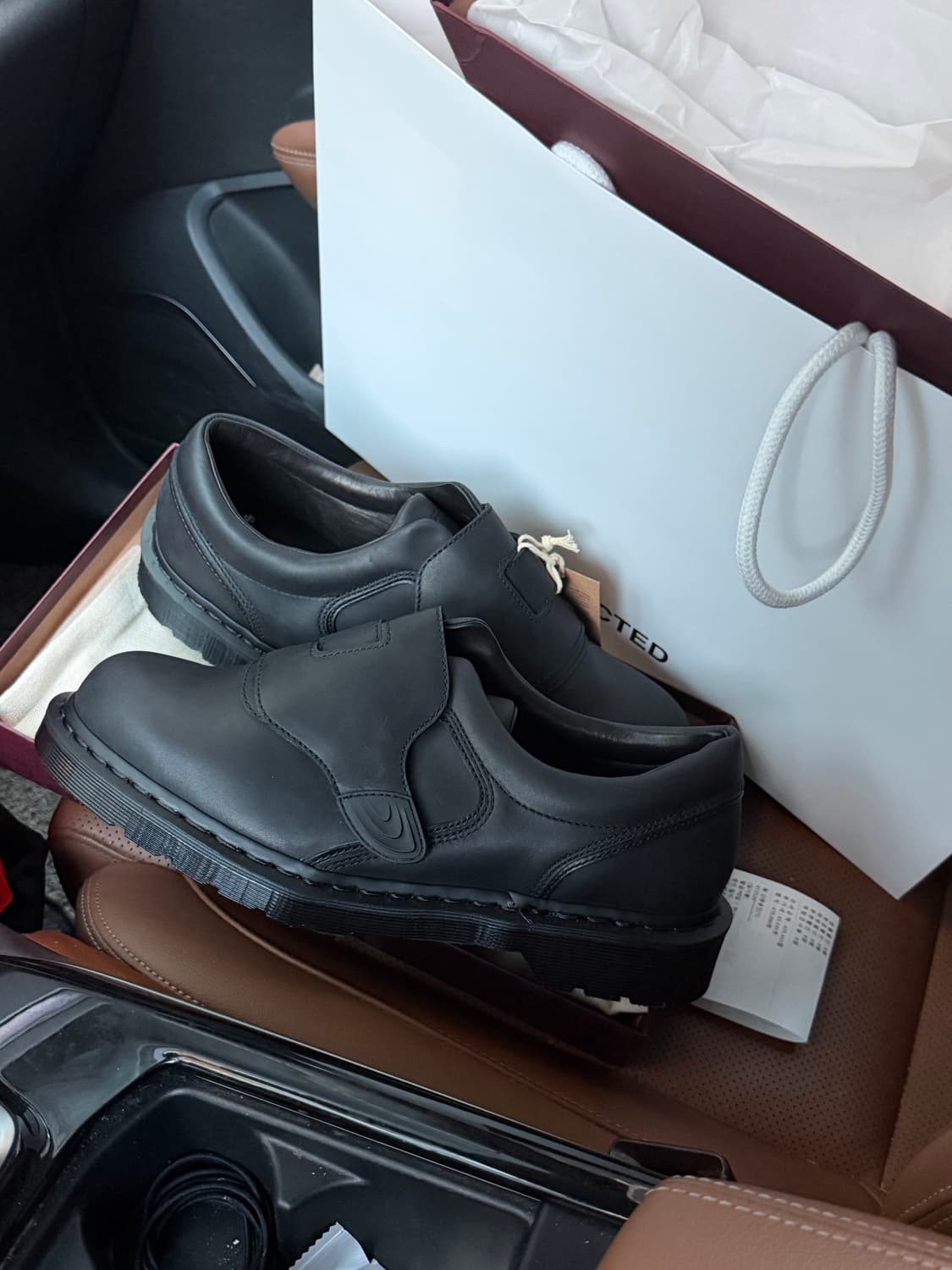 키코코스타디노브 닥터마틴 300 상품이미지1