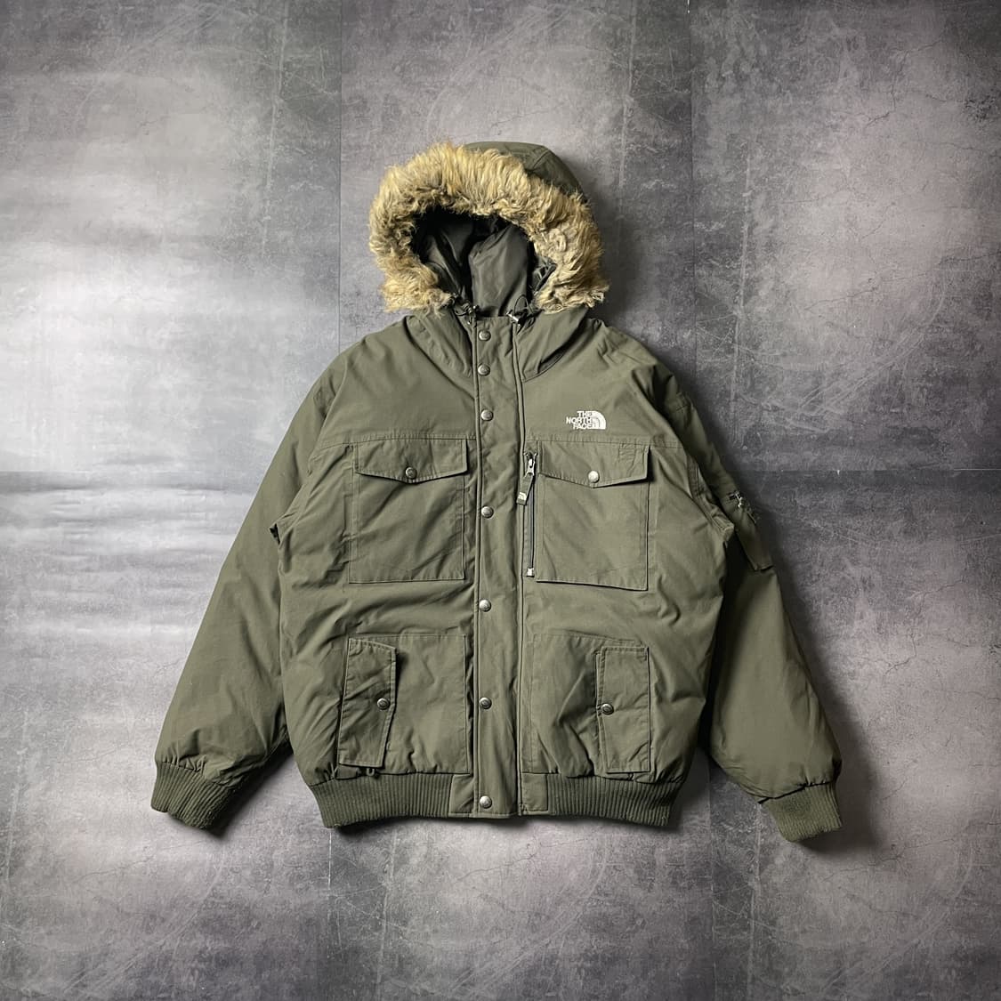 THE NORTH FACE 노스페이스 카키 구스다운 패딩 A00463 상품이미지1