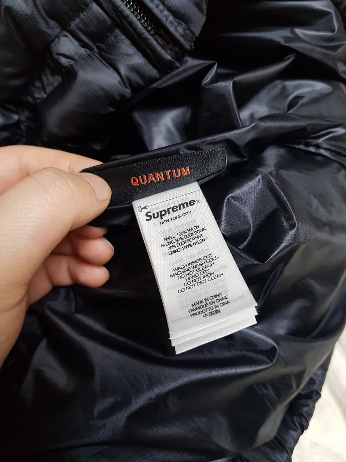 슈프림 마이크로 다운 패딩 자켓 블랙 24SS 상품이미지8