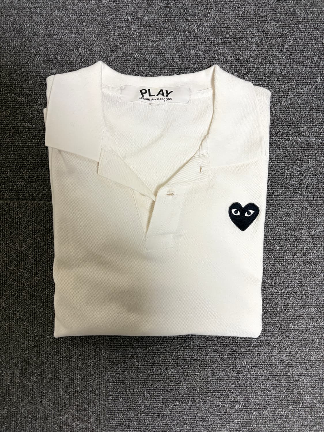 꼼데가르송 블랙하트 카라티 상품이미지1