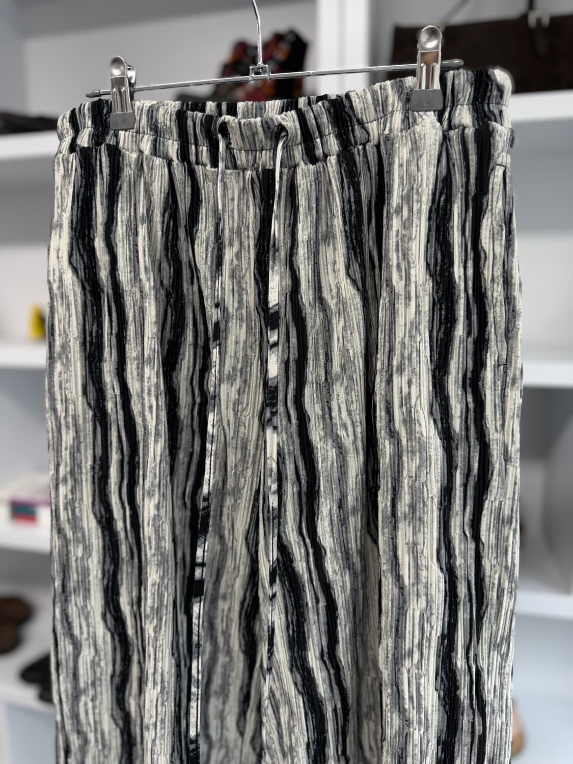 chio clip 플리츠 팬츠 상품이미지2