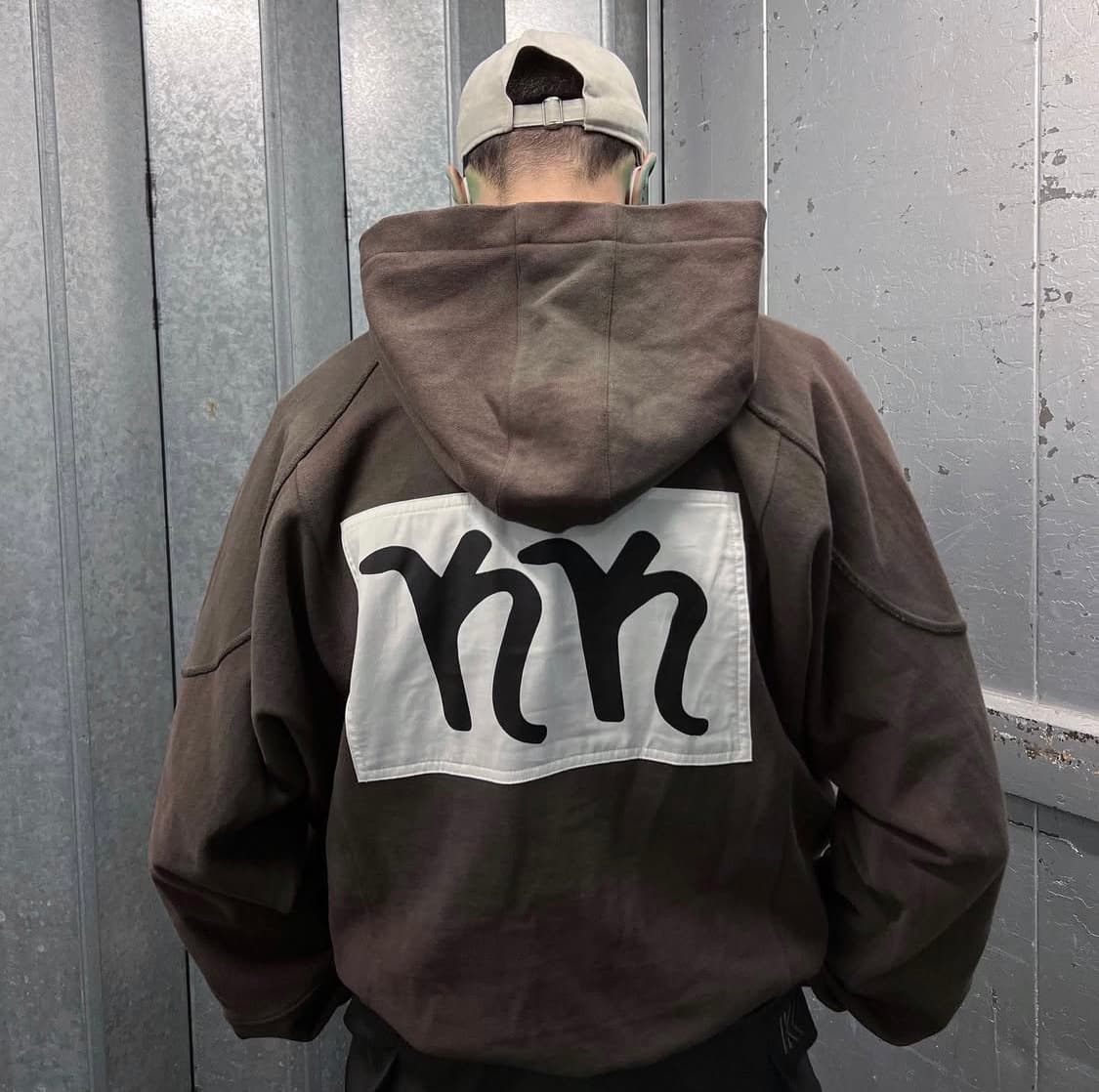 키코 코스타디노브 KK.01 후드 상품이미지8