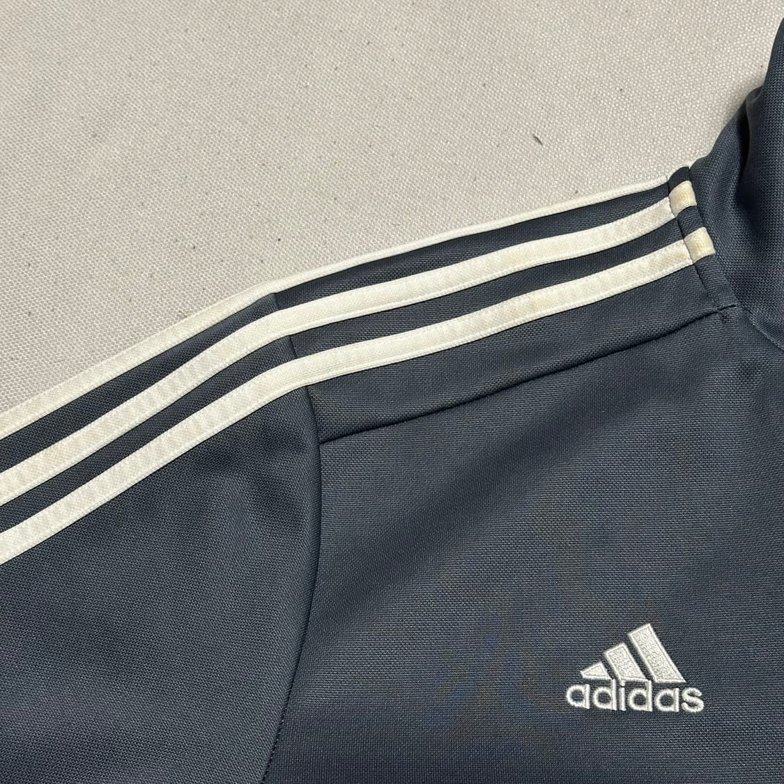 105 아디다스 레알 마드리드 그레이 트랙탑 상품이미지8