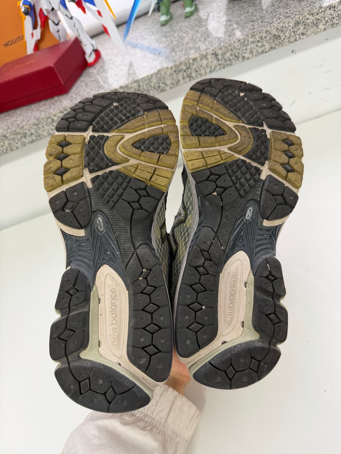 정품) 뉴발란스 860 V2 운동화 265 상품이미지9