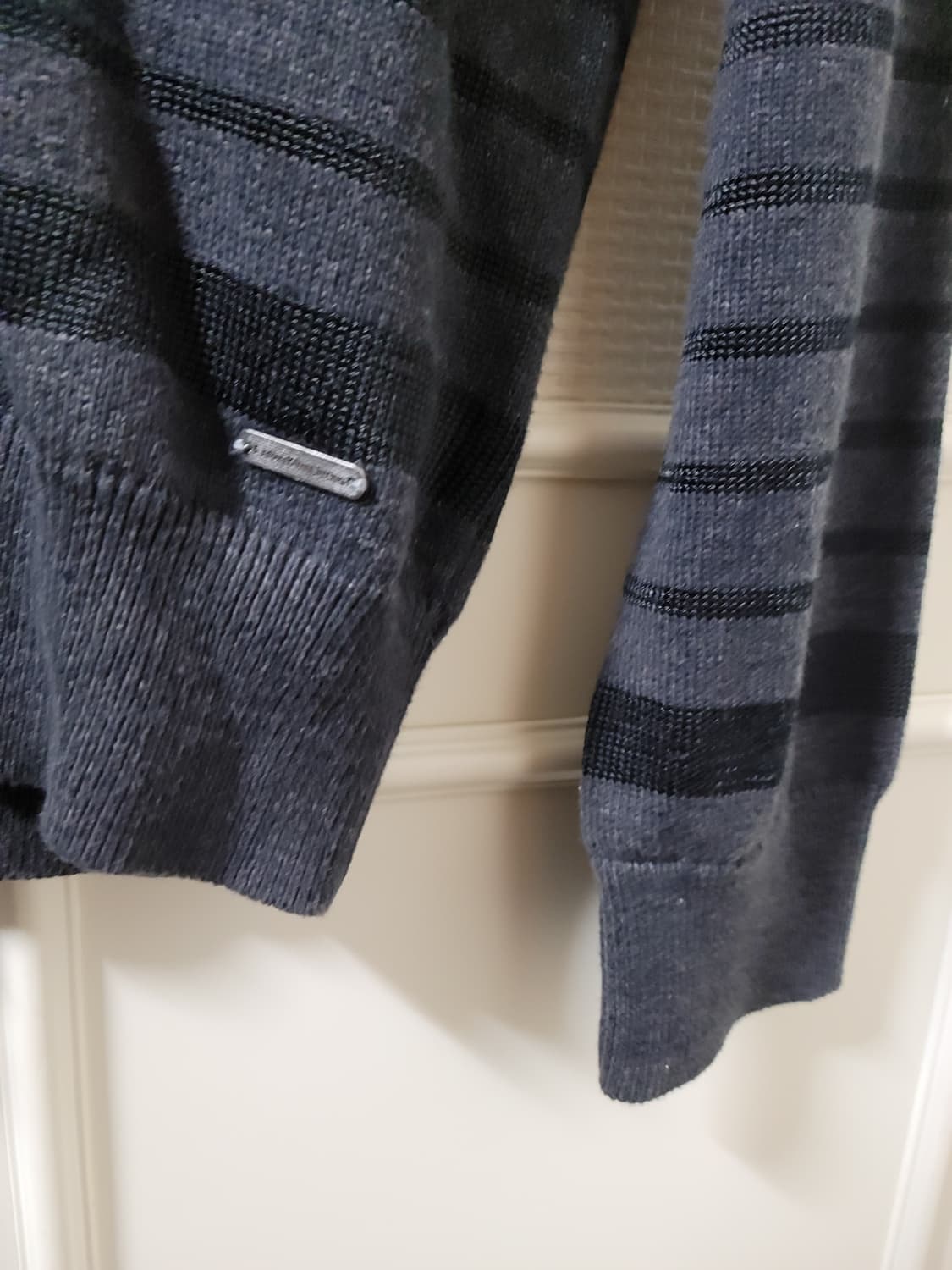 캘빈클라인 진 스트라이프 패턴 니트 M 사이즈 (남성 100) 상품이미지6