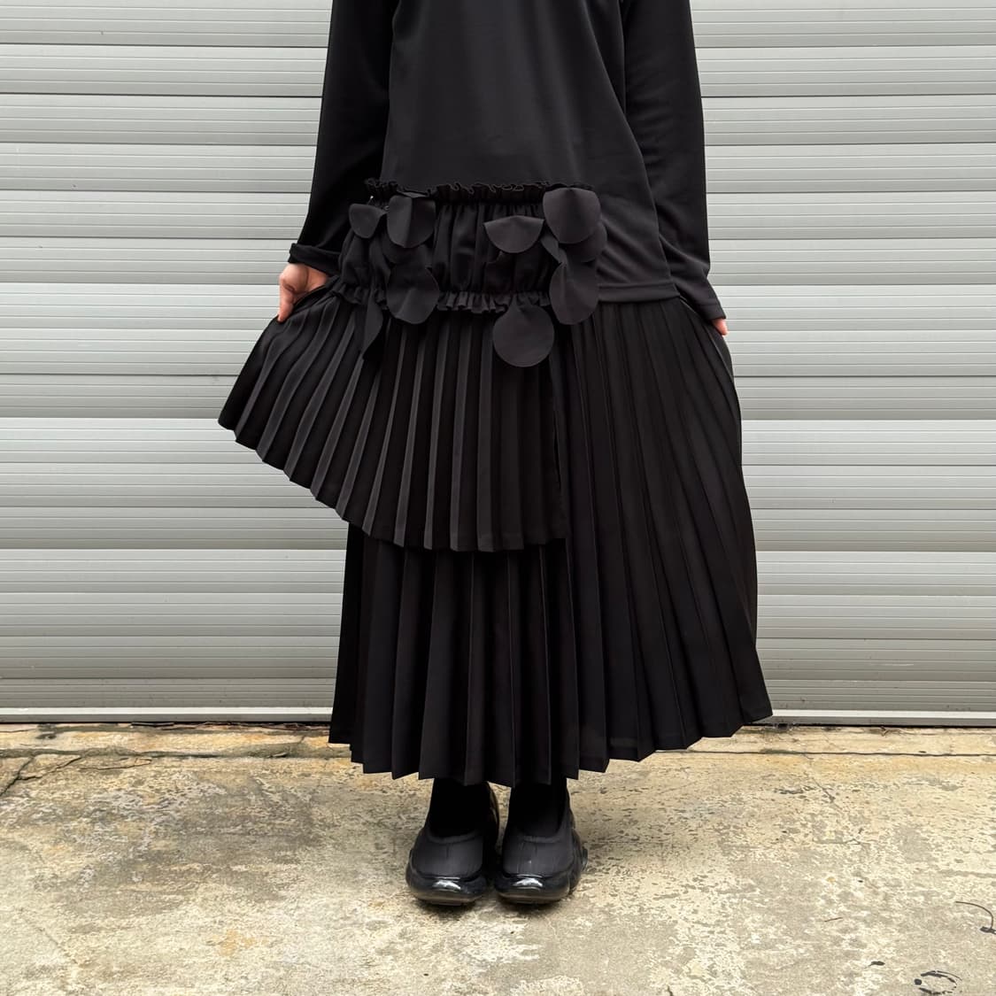 Pleated Double Black Skirt 상품이미지9