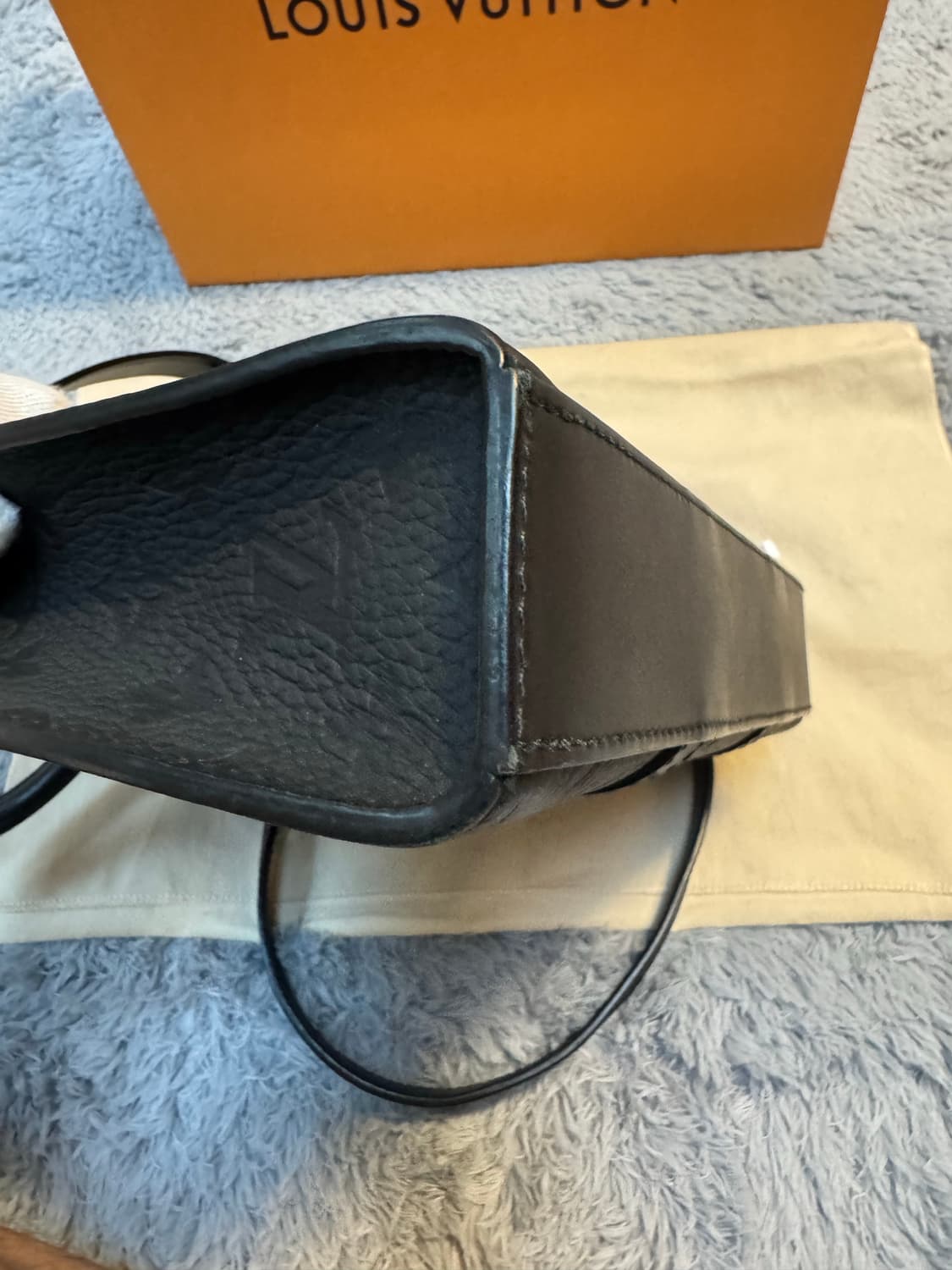 [최저가] 루이비통 토뤼옹 삭 플라 GM 블랙 크로스백 토트백 상품이미지2