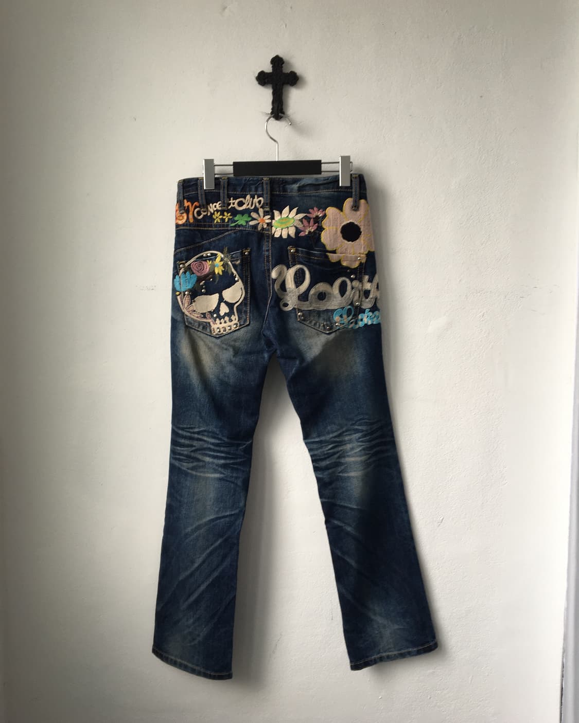 Back needle work point denim pants 상품이미지1