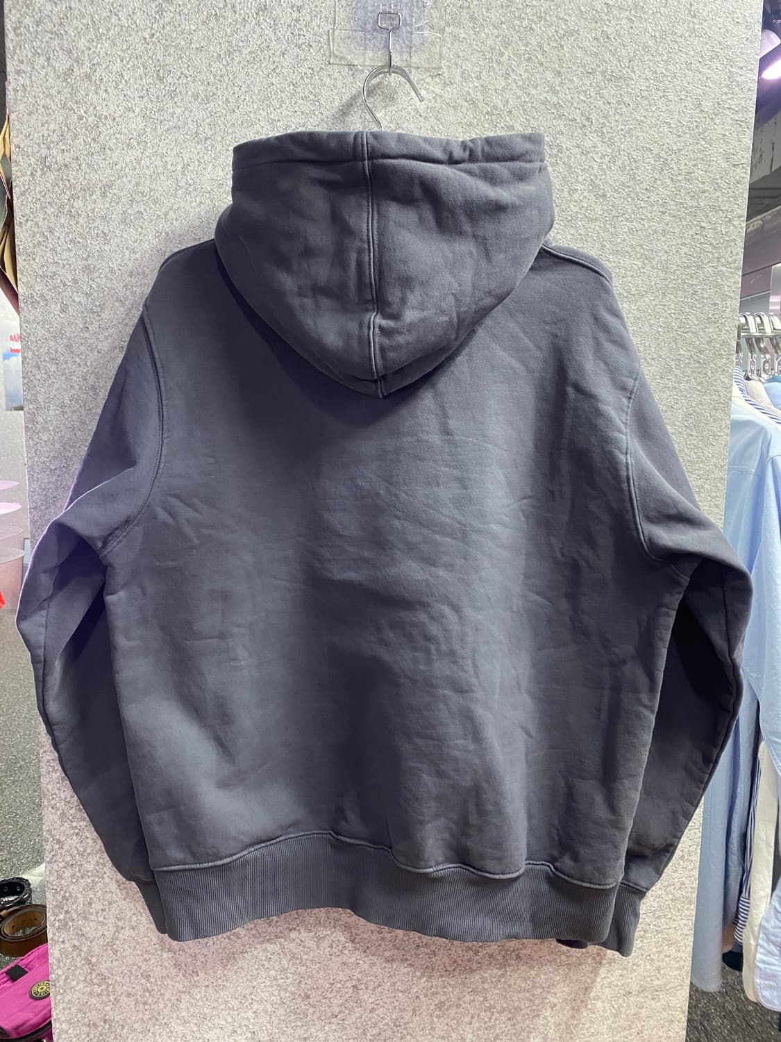 디스이즈네버댓 자수 빅로고 그레이 후드티 B3487  상품이미지5