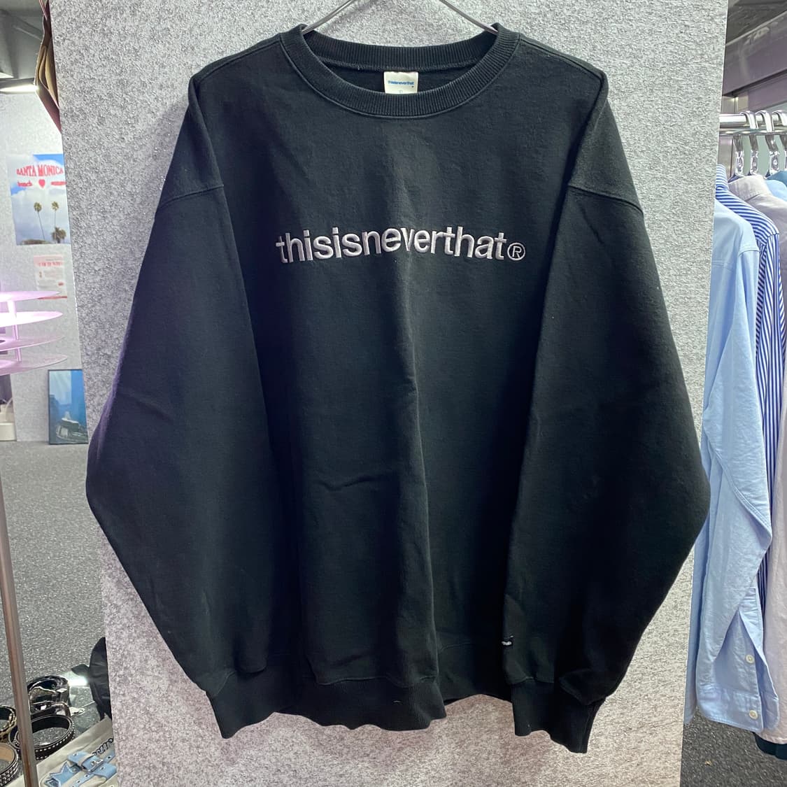 디스이즈네버댓 빅로고 블랙 맨투맨 B3634 상품이미지2