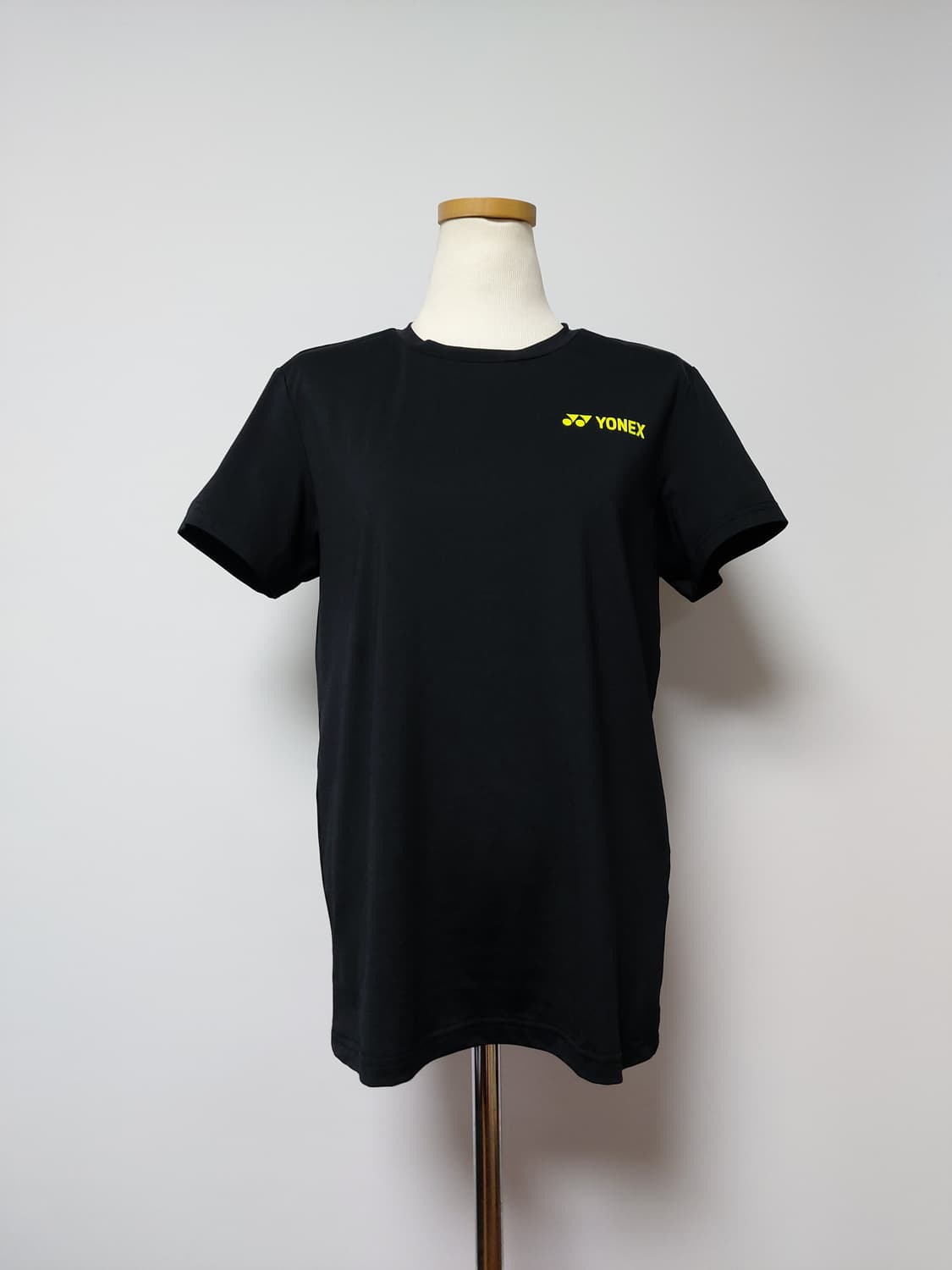 요넥스 여성 배드민턴 반팔티 (85)

 상품이미지4