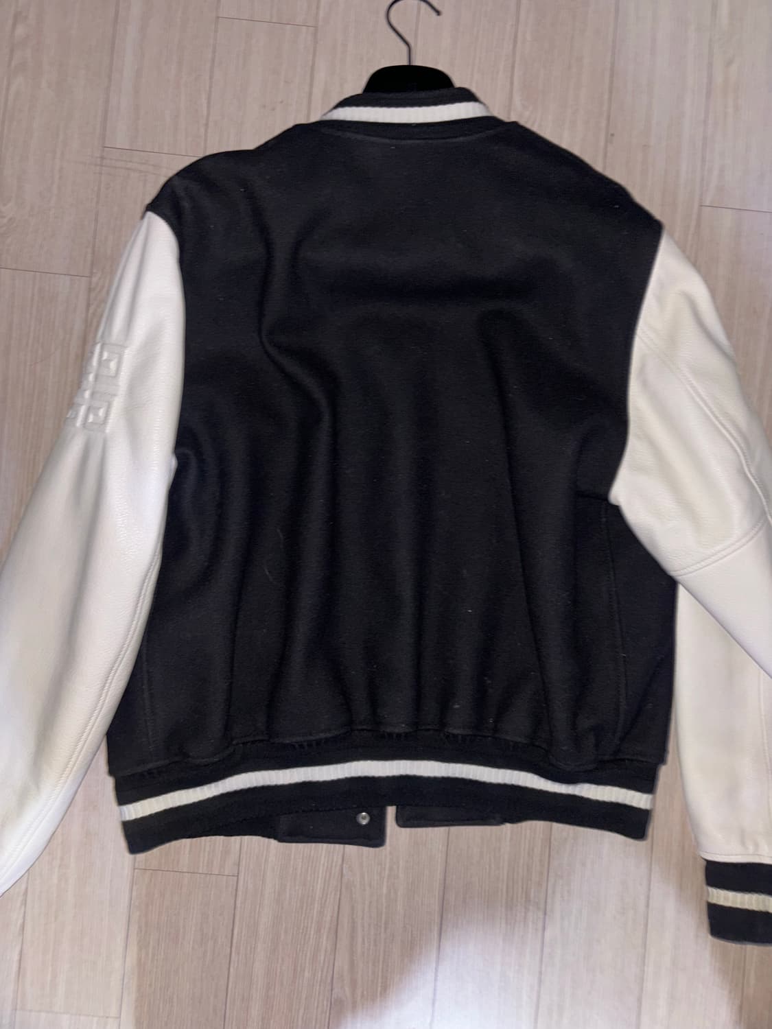 지방시 레더 바시티 자켓 46 상품이미지9