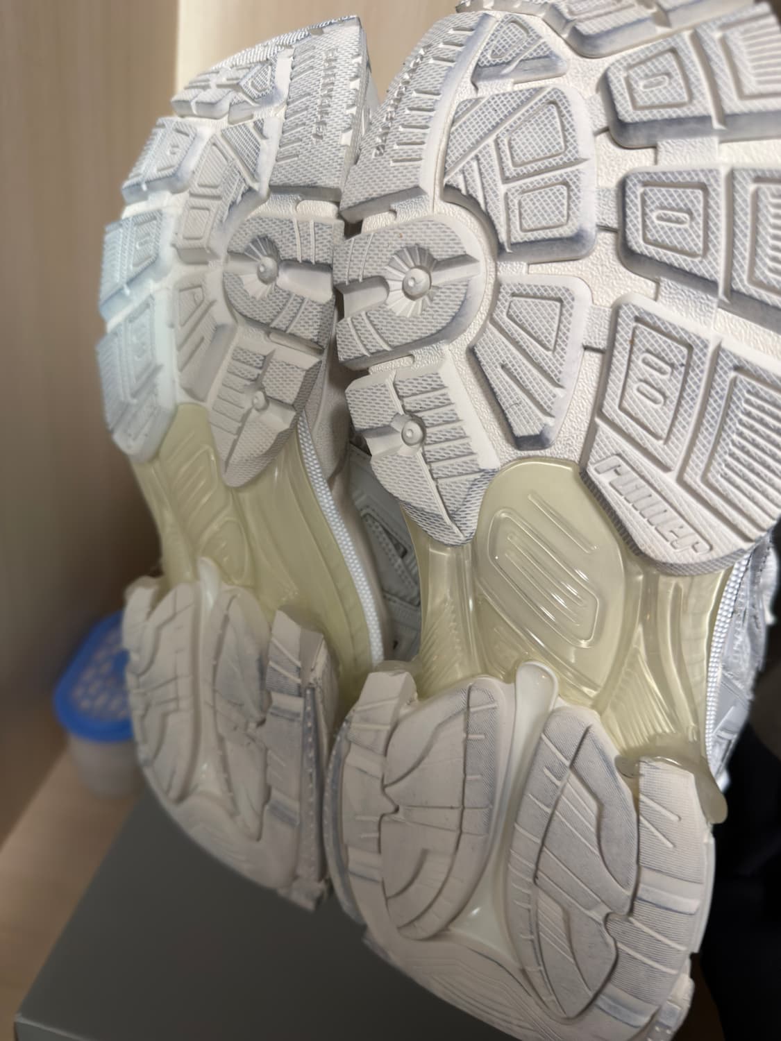 급처) 발렌시아가 뉴러너 화이트 42  상품이미지6