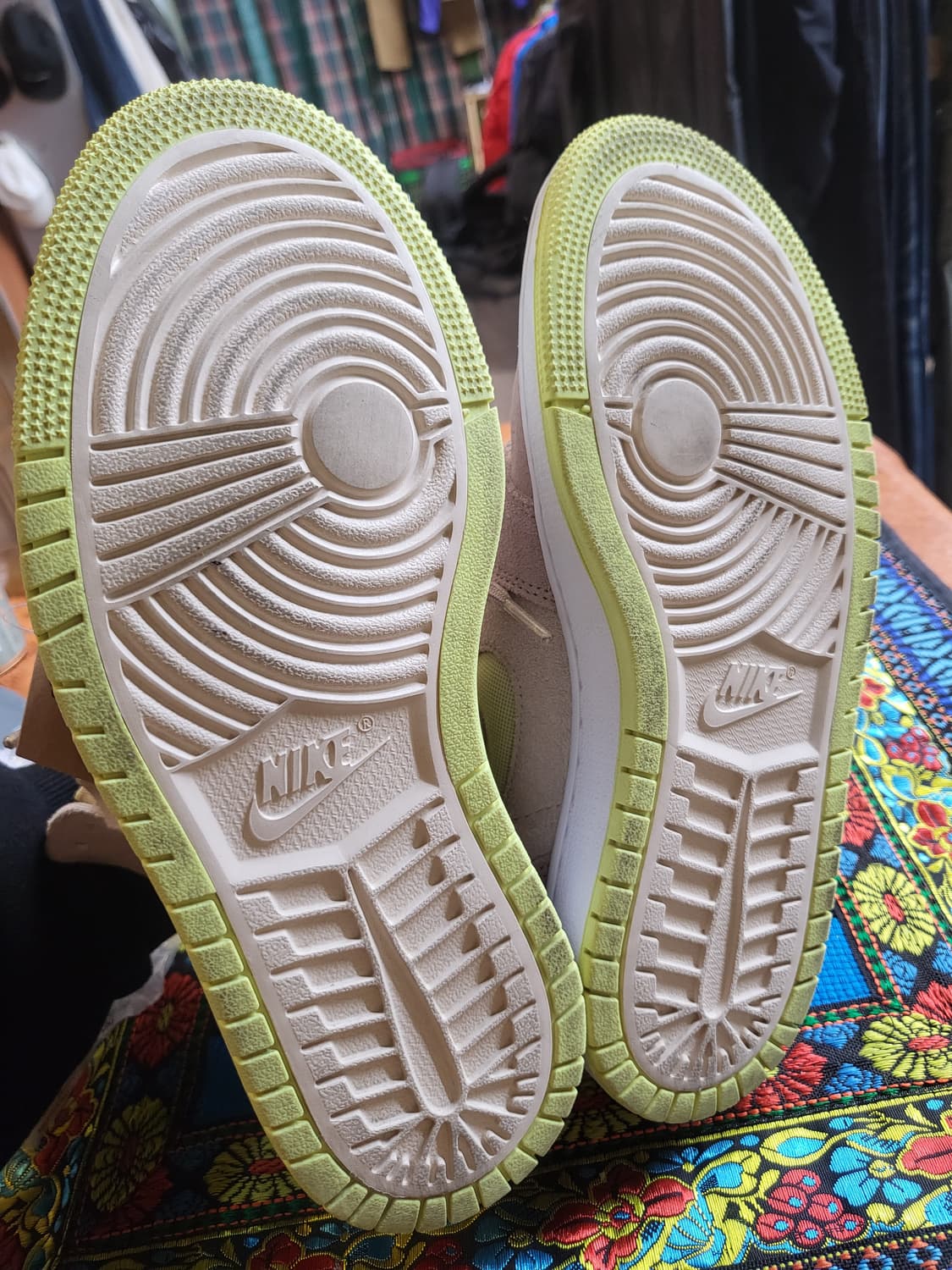 에어조던1 줌 에어컴포트2 레몬트위스트 상품이미지8