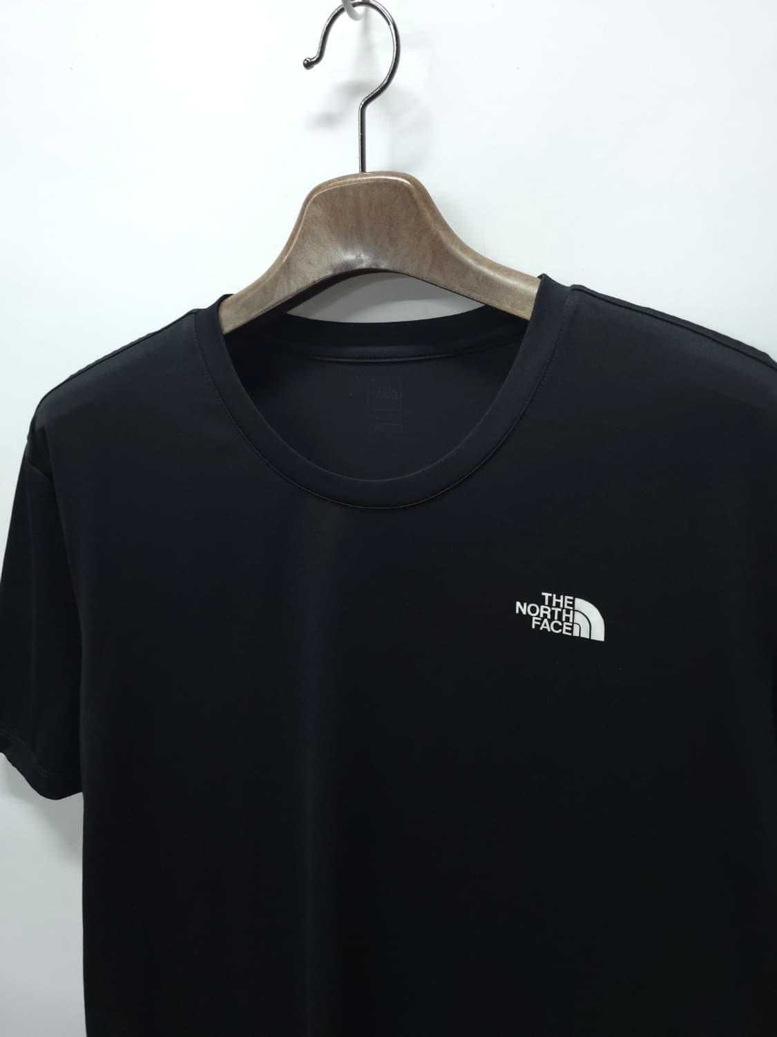 노스페이스 남성 기능성 반팔 티셔츠 (115) 상품이미지2