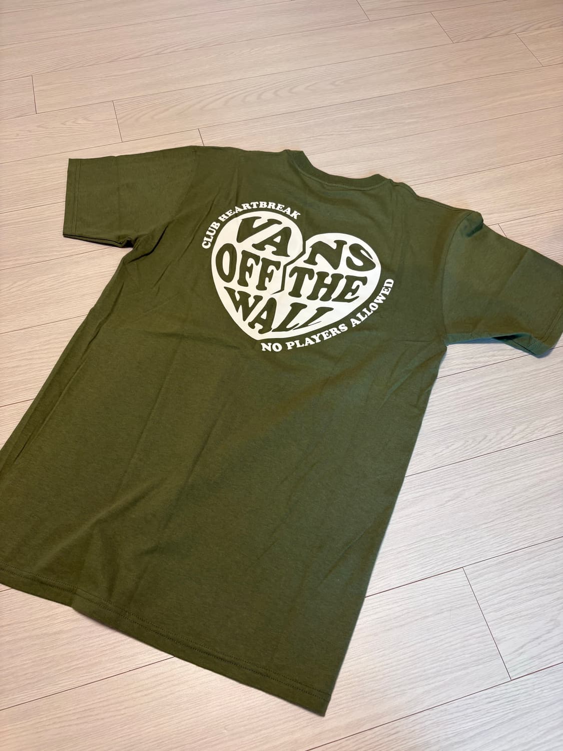 반스 카키 프린팅 티셔츠 M사이즈 상품이미지1