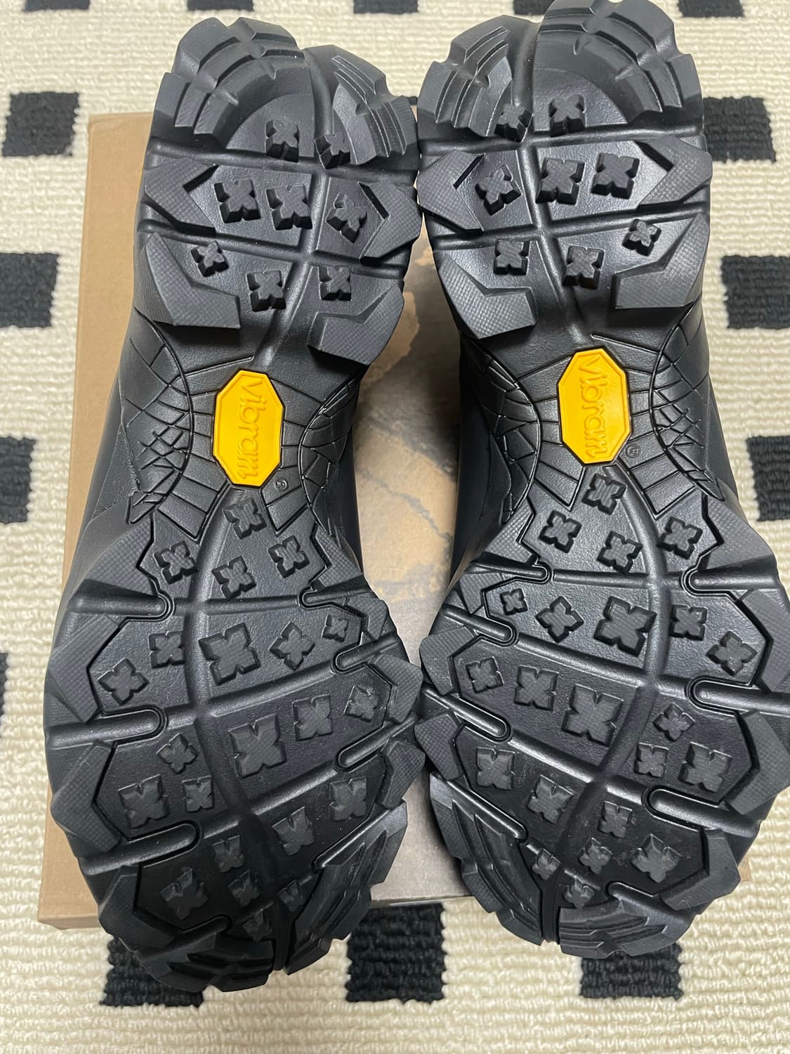 로아 카타리나 라이트 블랙 43 상품이미지2