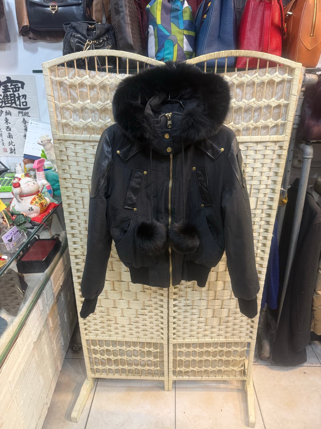 44-55 정품 무스너클 골드에디션 금장 발리스틱붐버 팝니다 상품이미지1