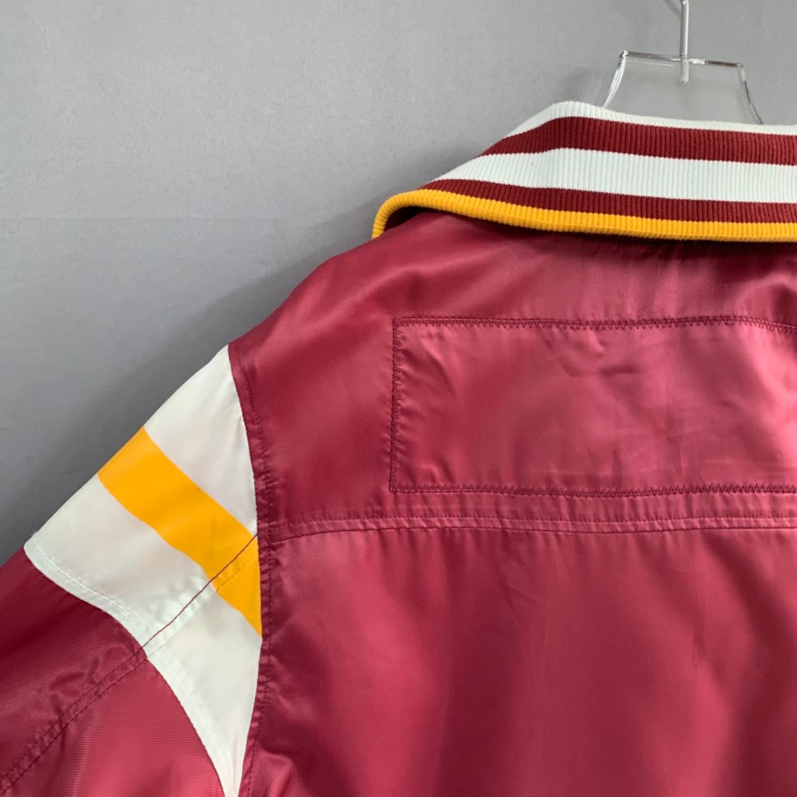 M 뉴에라 버건디 새틴 바시티 스타디움 야구 자켓 상품이미지5