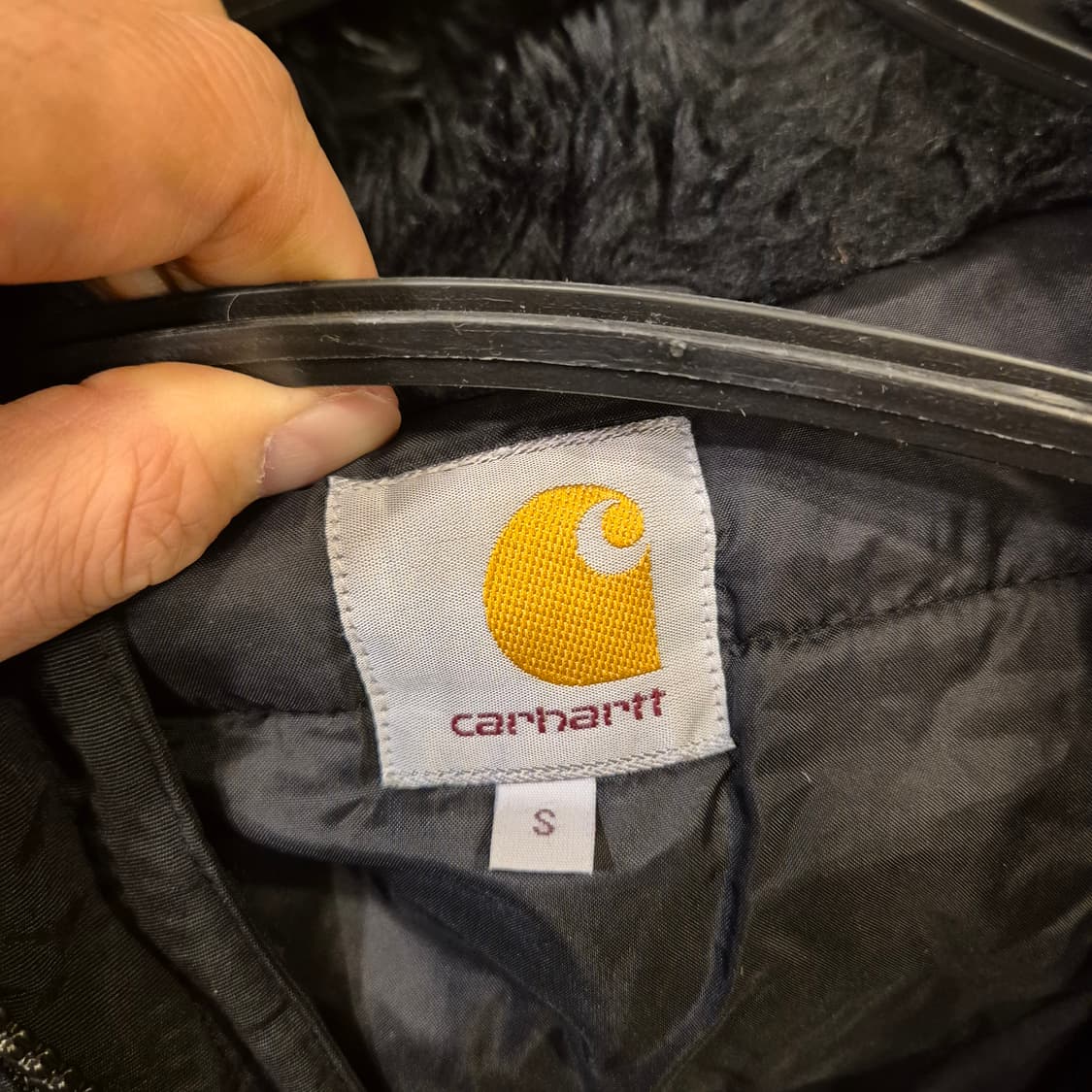 S 칼하트 블랙 패딩점퍼  상품이미지3