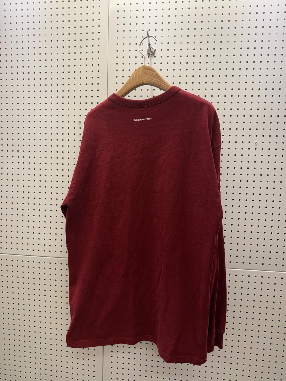 디스이즈네버댓 레드 빅로고 롱슬리브 U359 상품이미지3