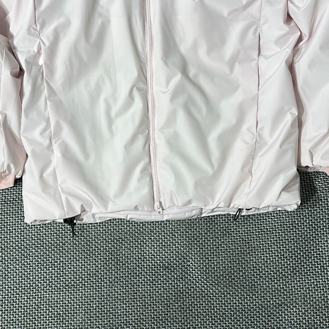 (새상품) 스톤소프트 경량 후드 패딩 점퍼 상품이미지5