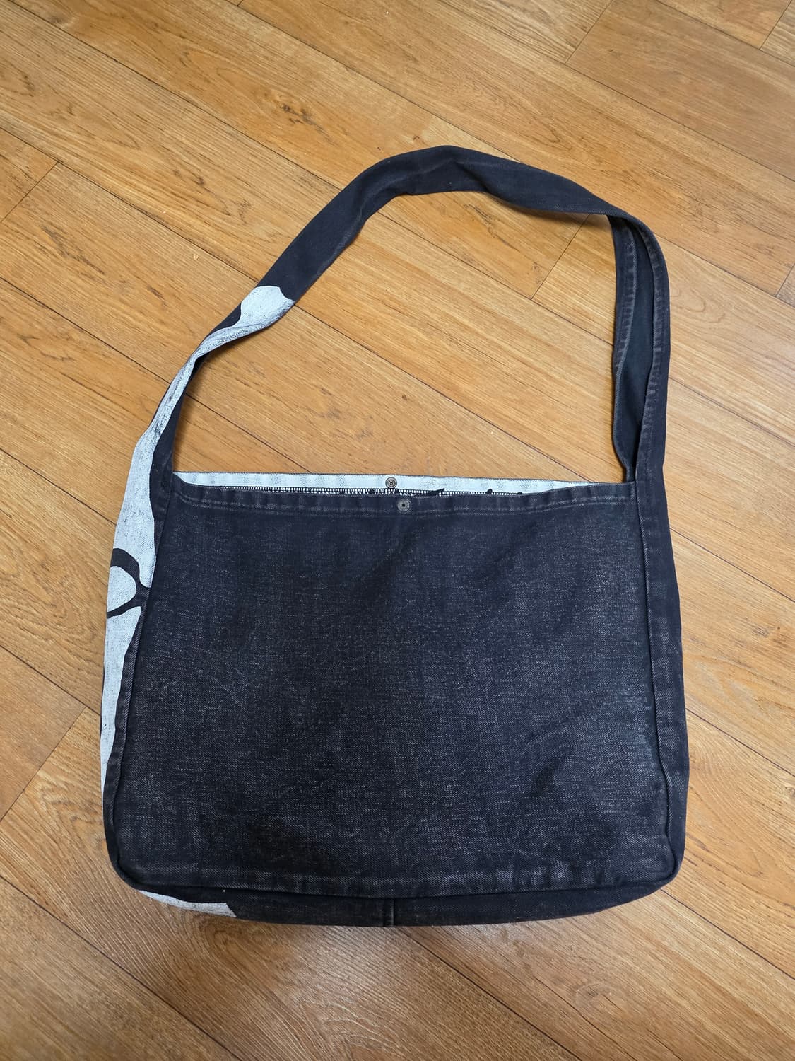 캐피탈 본 북 백 상품이미지2