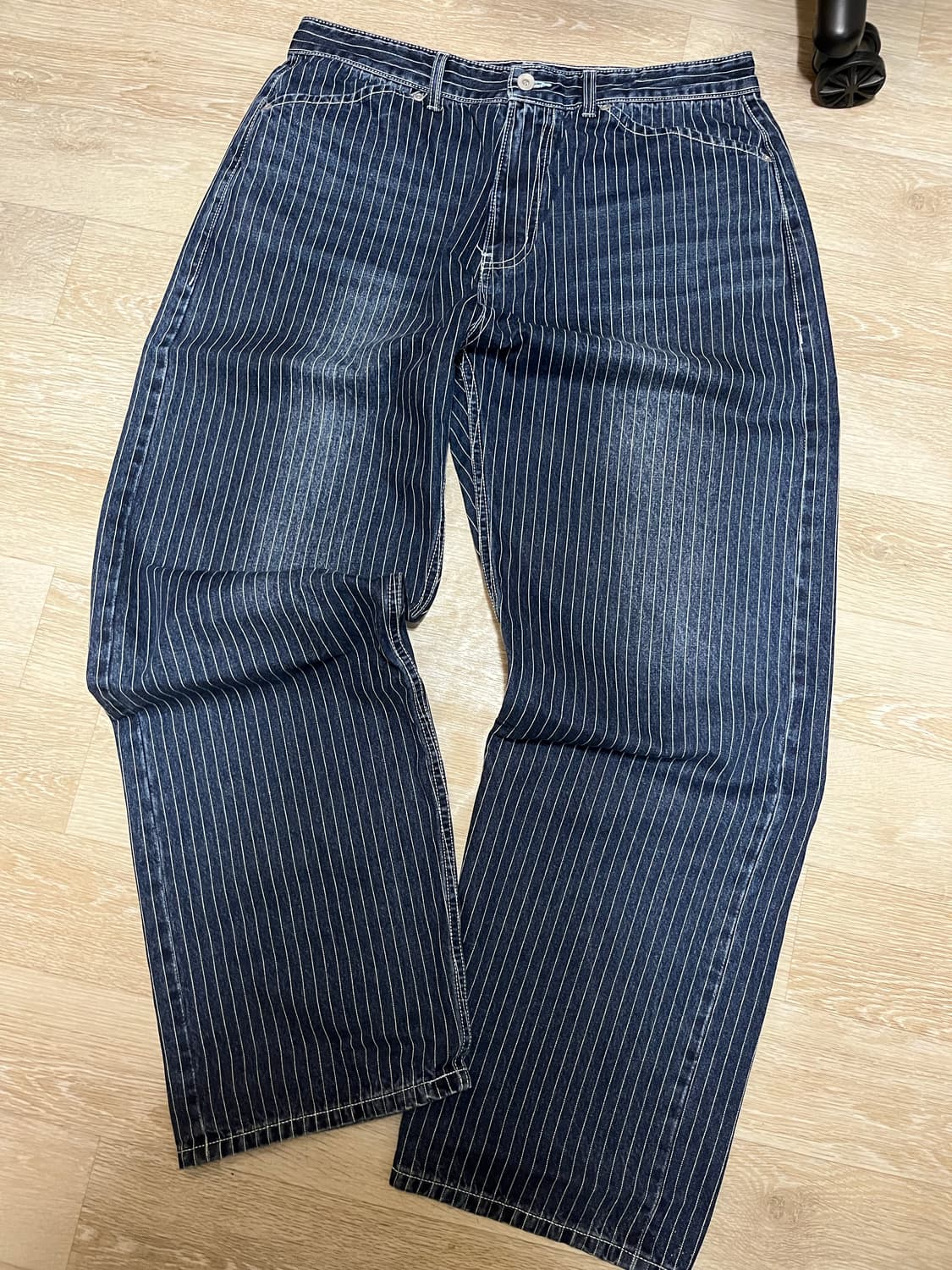 유니폼브릿지 스트라이프 데님 (34) 상품이미지1