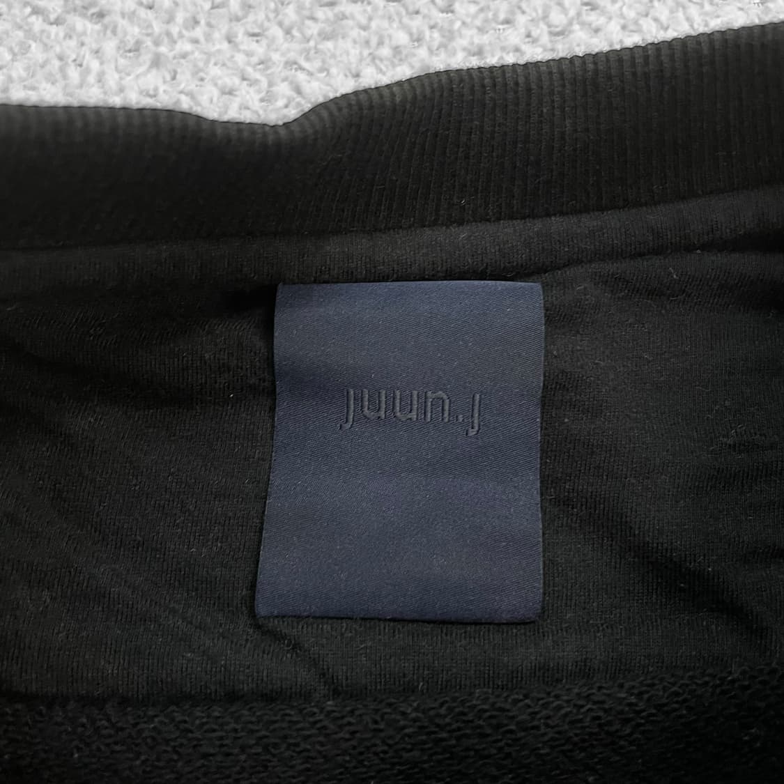 준지 Juun.j 15fw Middy 크루넥 맨투맨 상품이미지3