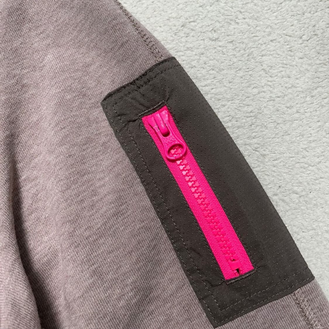 나이키 22FW 백스마일링 페이스 그래픽 프린트 맨투맨 M 상품이미지4