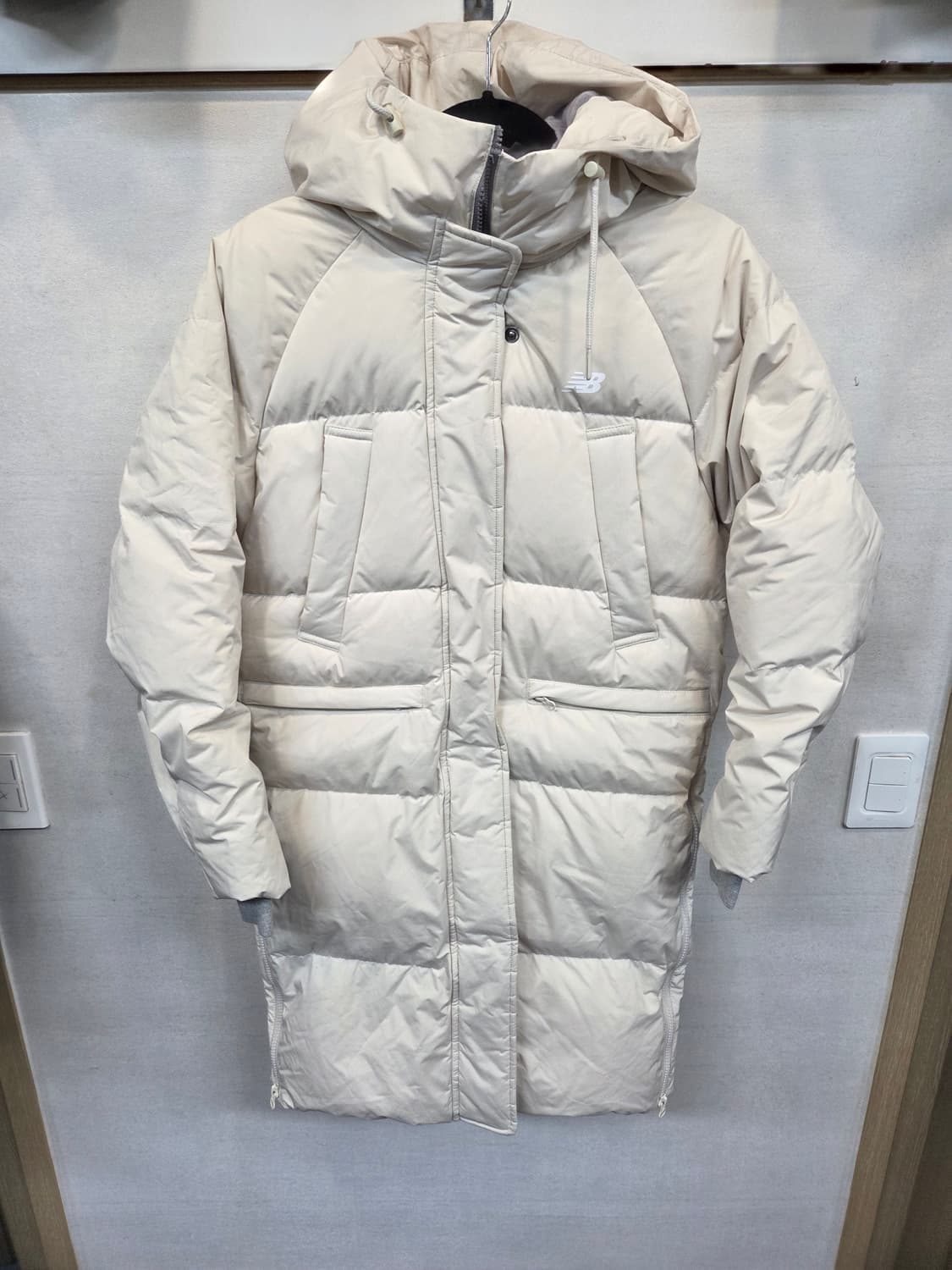 뉴발란스 코쿤핏 롱패딩 크림 xs 80 상품이미지1