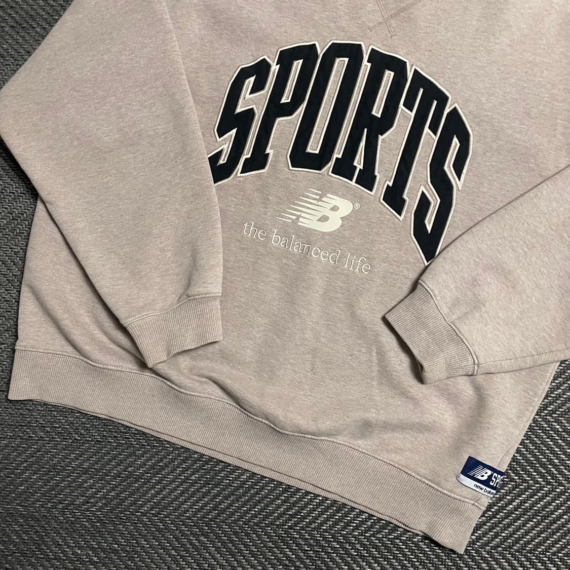 뉴발란스 SPORTS 빅로고 기모 스웻 맨투맨y 5401 상품이미지3