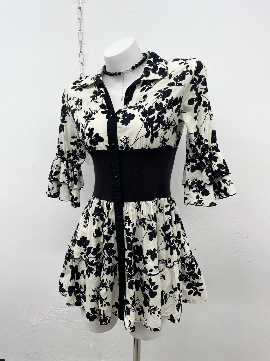 오리엔탈 플로럴 셔링 원피스 상품이미지2