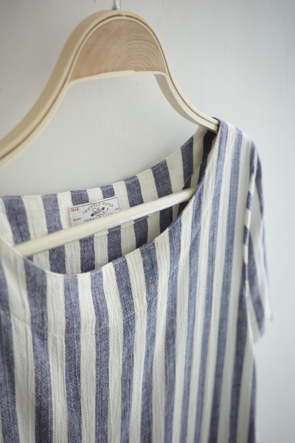 SHUTTLE NOTES 
• 네이비 스트라이프 코튼 원피스 상품이미지4