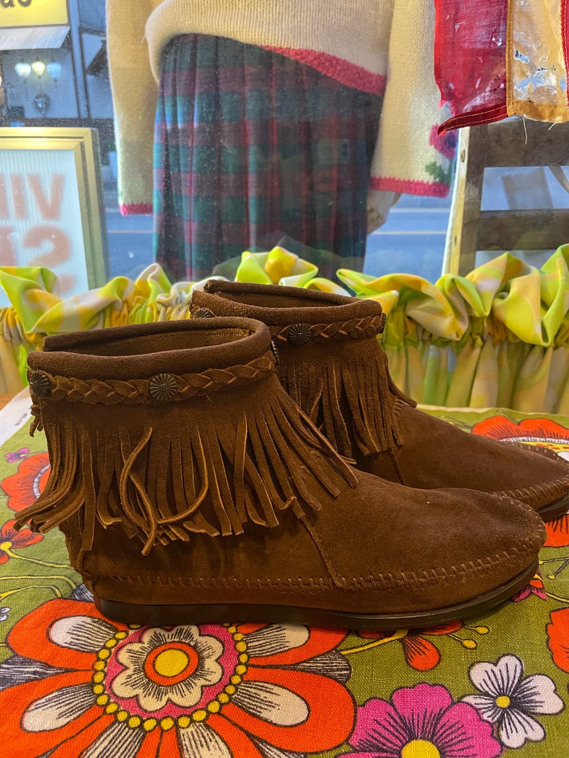 MINNETONKA Suede Fringe Ankle Moccasin B 상품이미지3