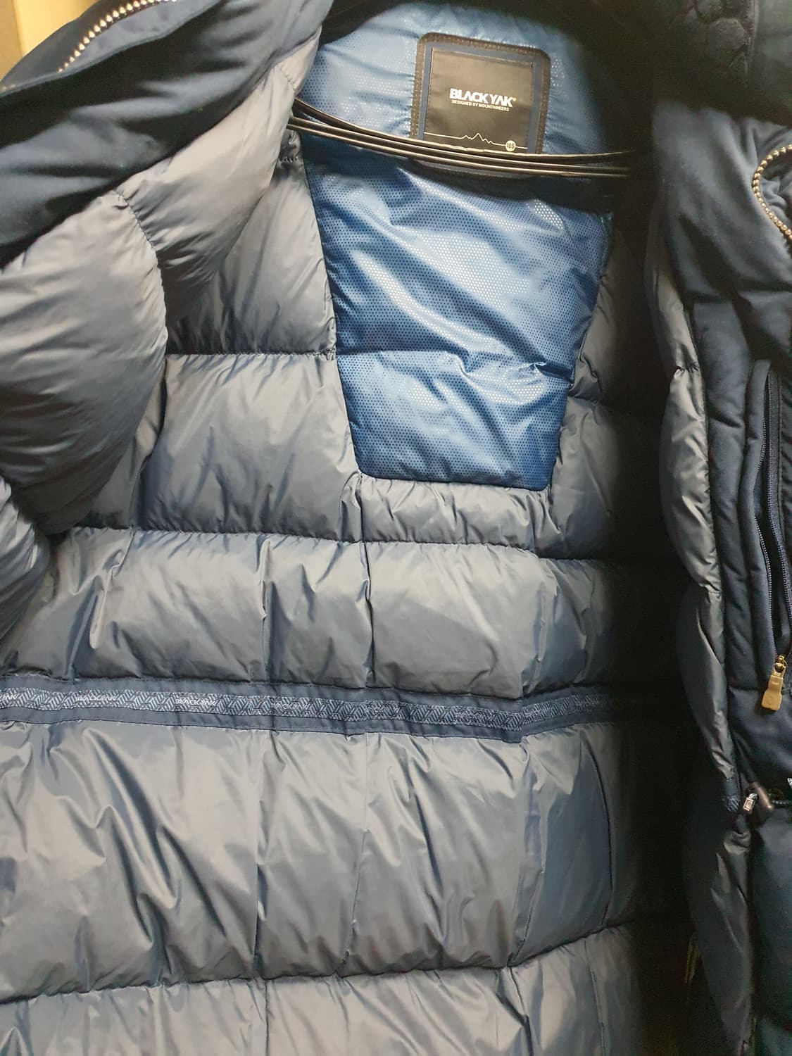 블랙야크 히말라얀 대장급 패딩 105 상품이미지5