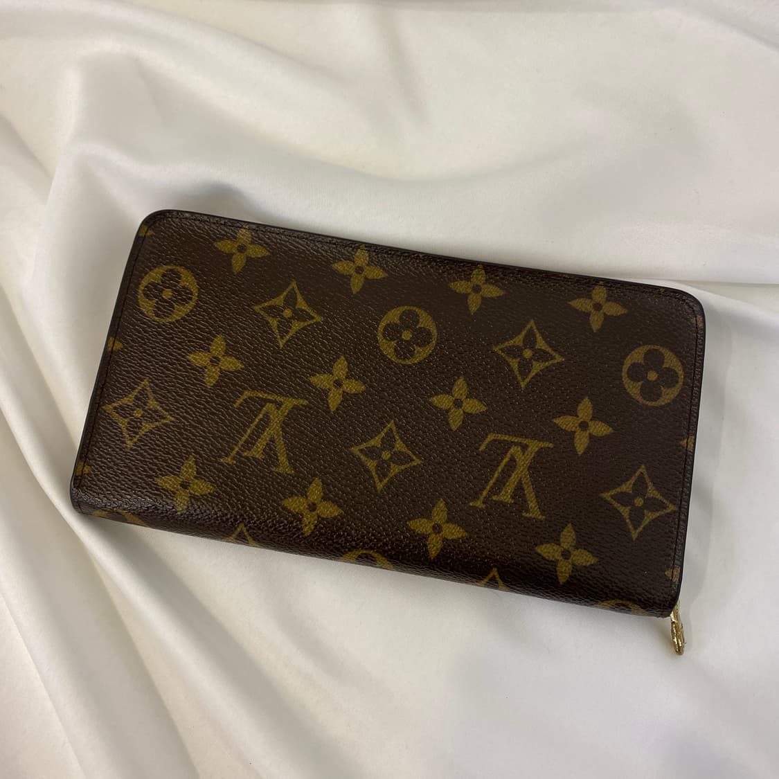 루이비통 모노그램 지퍼 장지갑 상품이미지2