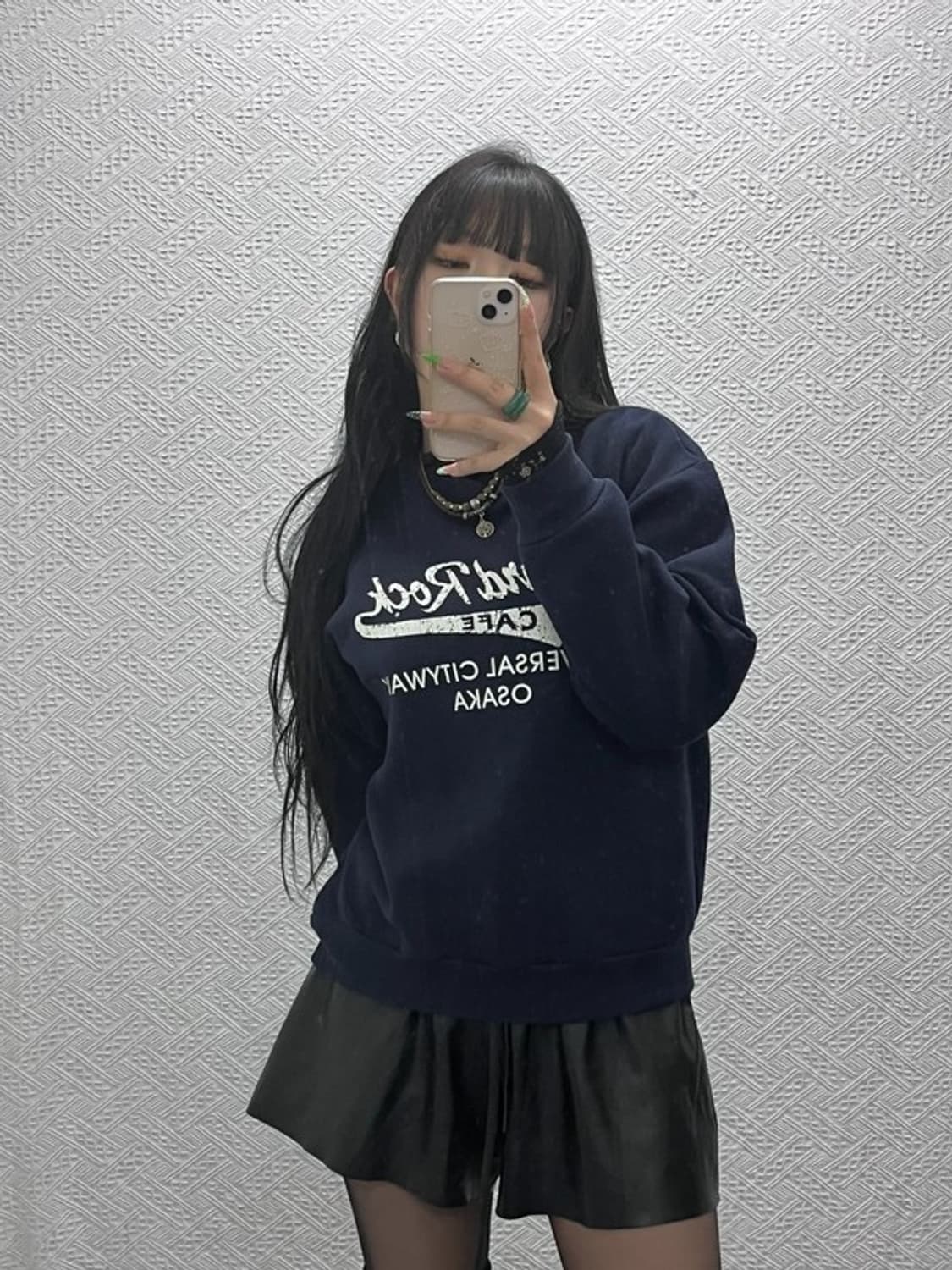 하드락카페 올드스쿨 빈티지 디스트로이드 로고 맨투맨 M C09112 상품이미지1