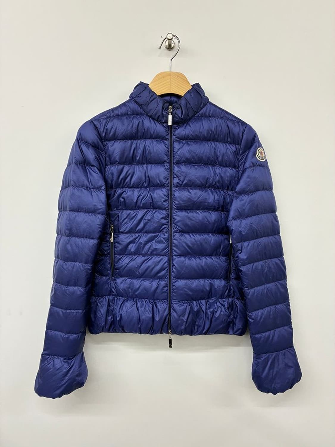 몽클레어 와펜 구스다운 경량패딩 PN9804 상품이미지1