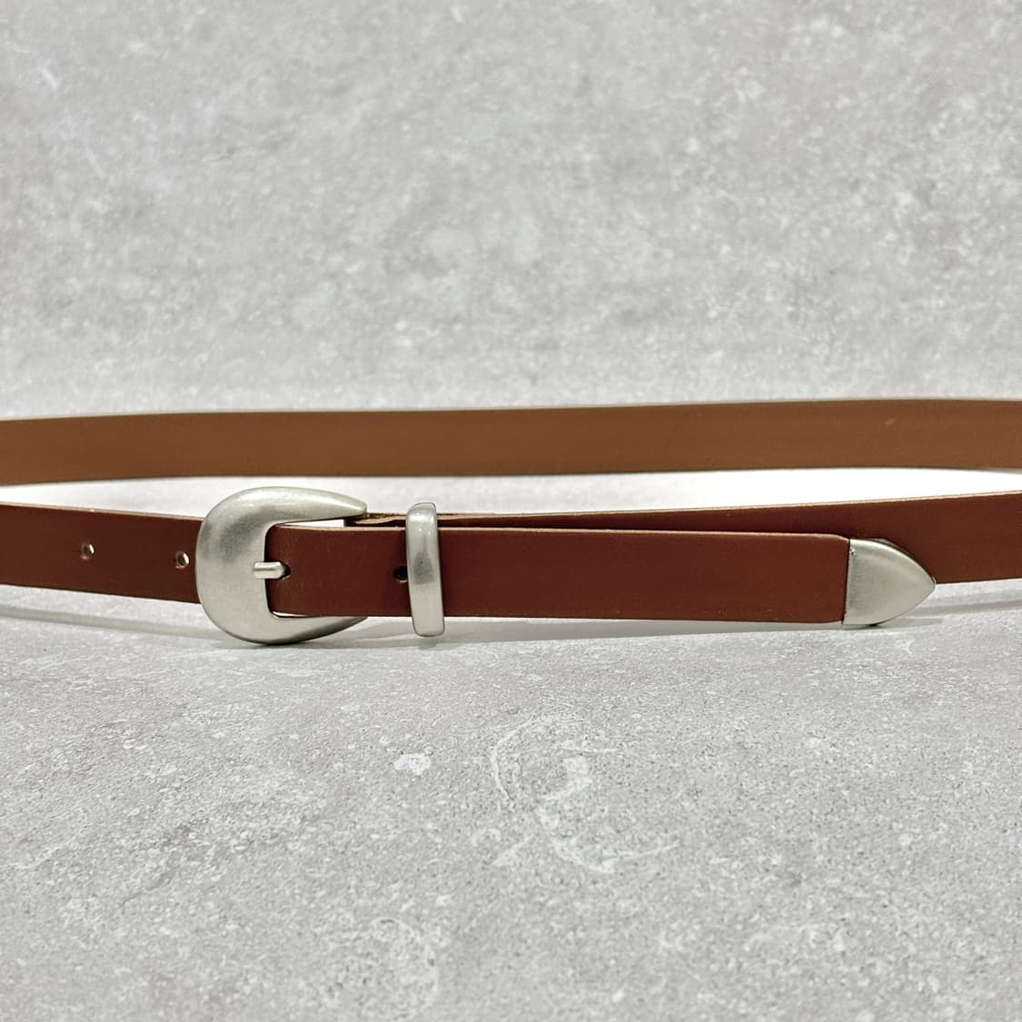 Oribell 라운드 볼드 버클 이탈리아 소가죽 웨스턴 벨트 카멜 상품이미지2