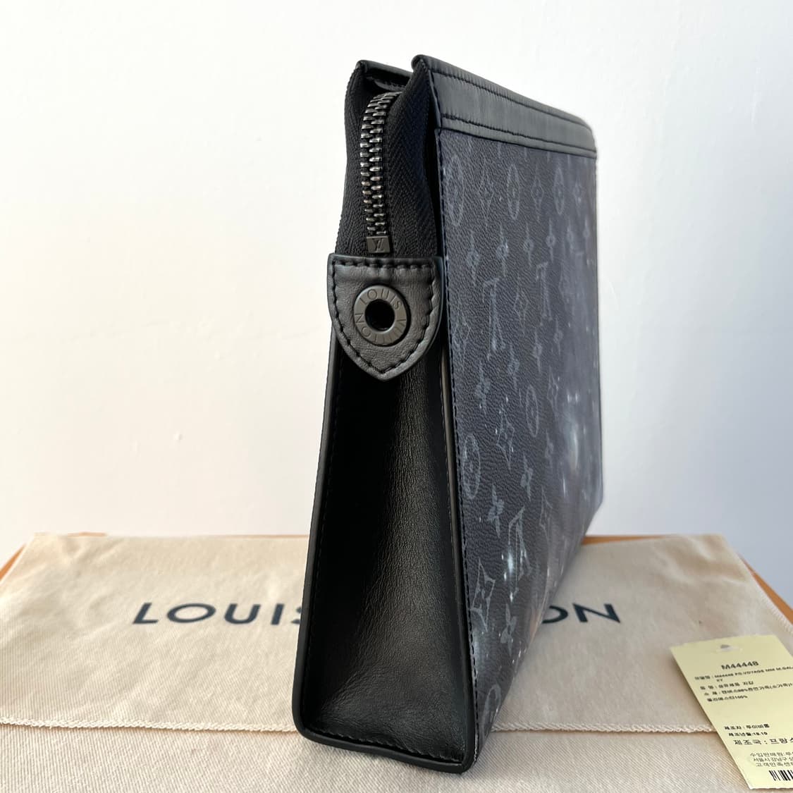 [S급/한정판] 루이비통 갤럭시 포쉐트 보야주 클러치백 가방 M44448 상품이미지7