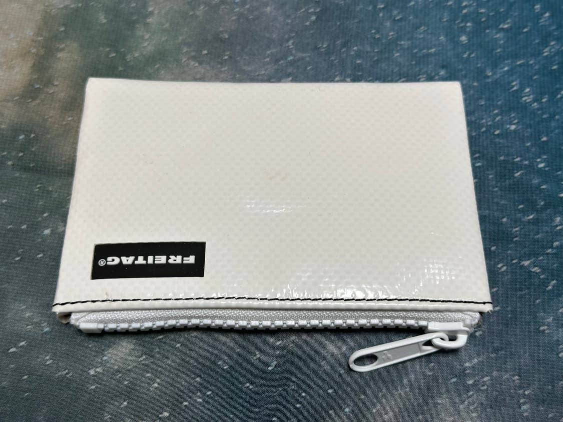 (NEW) 프라이탁 새상품 올화이트 카드지갑 블레어 상품이미지3