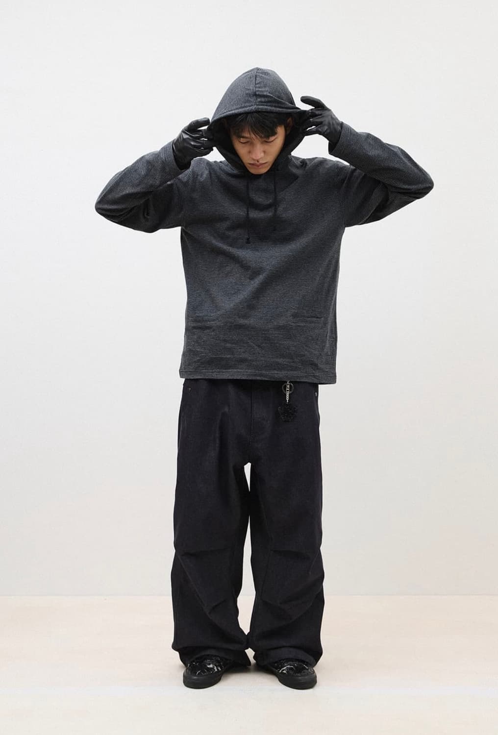 [2]해칭룸 stripe hoodie charcoal 상품이미지3