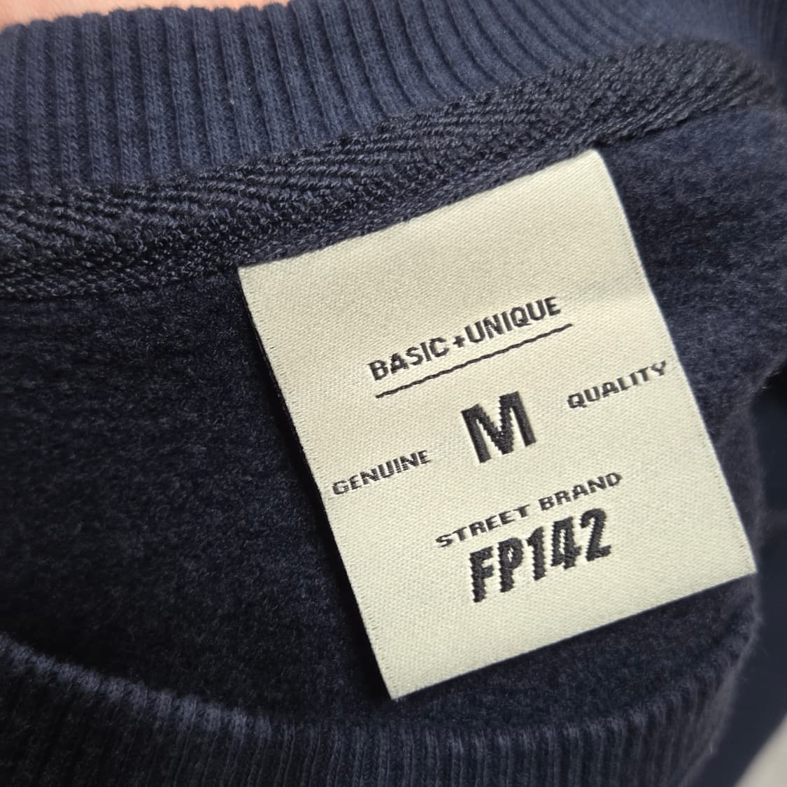 FP142 네이비 오버핏 자수 맨투맨 상품이미지7