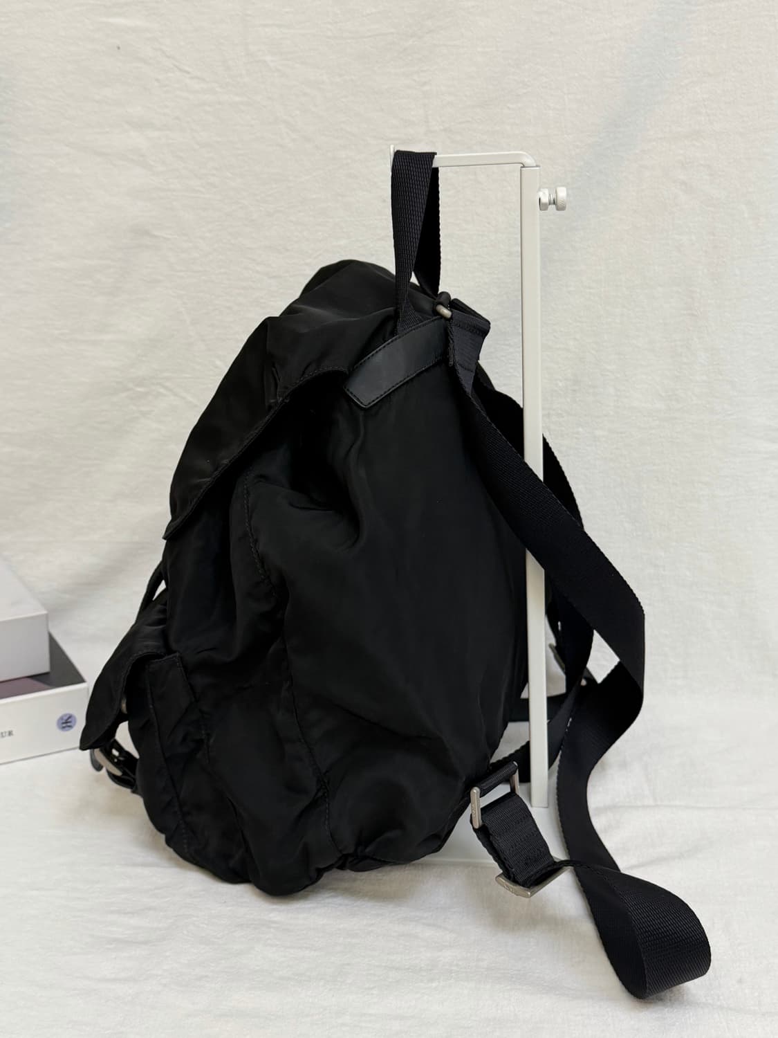 정품 프라다 나일론 투포켓 백팩 블랙 (게런티카드 포함) 상품이미지4