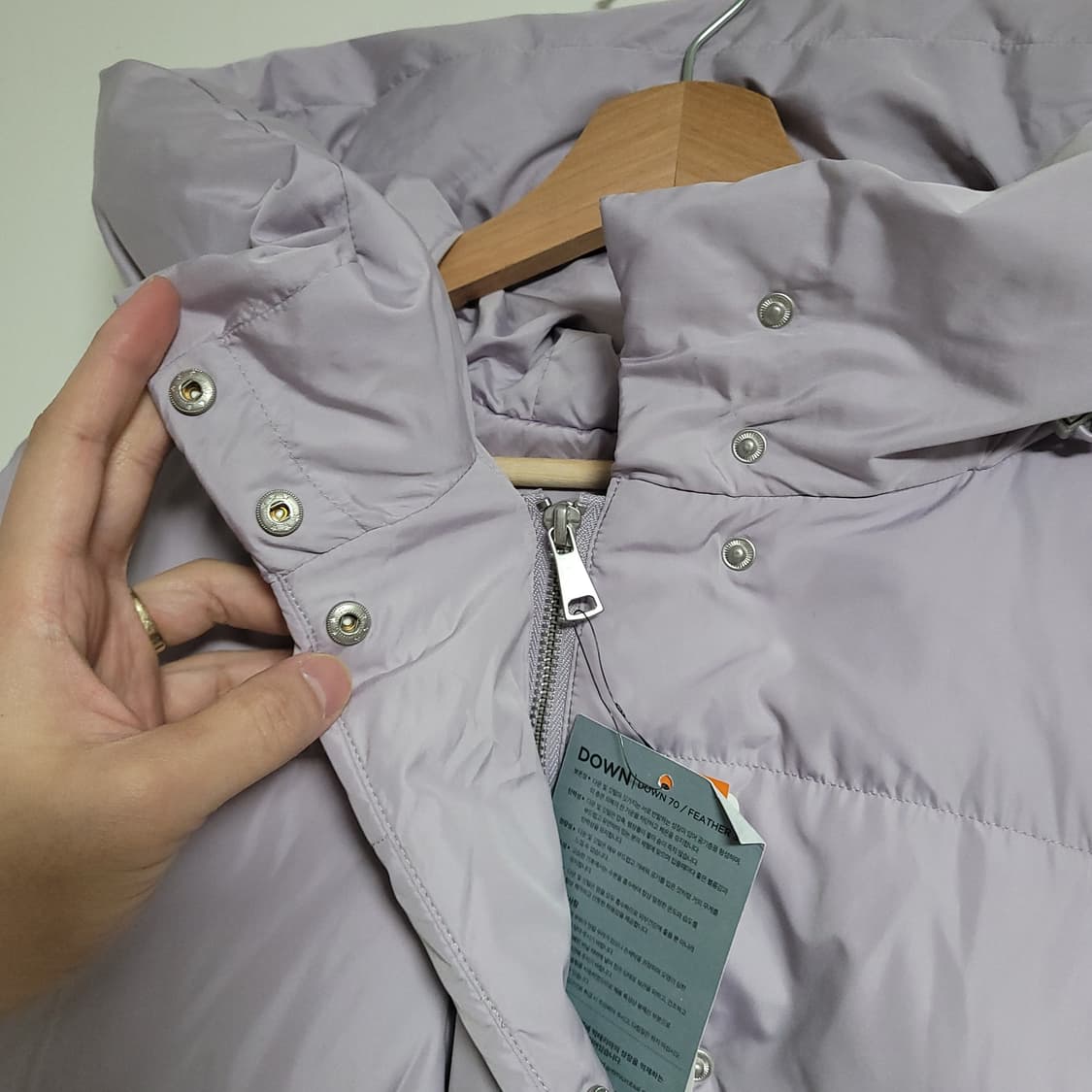 (M) 새제품. 행텐 크롭 라벤더 퍼플 숏패딩 상품이미지2