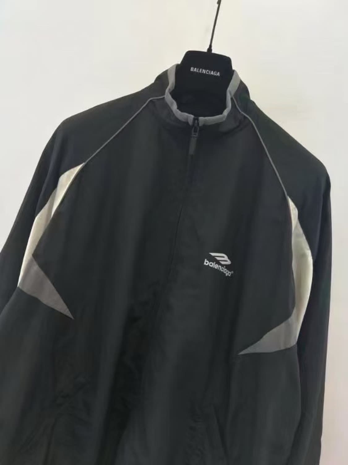 [판매] Balenciaga Half Zip Track Jacket -  상품이미지2